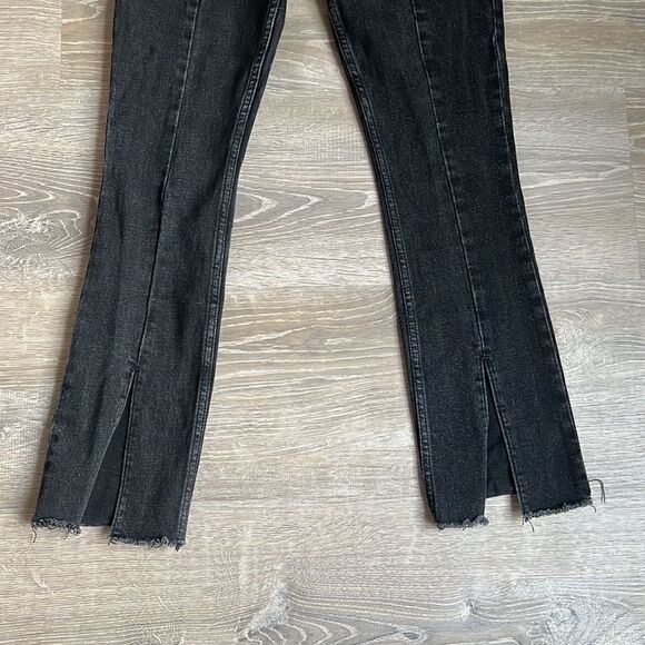 A&F High Rise Skinny Split Hem Jeans - Picture 10 of 10